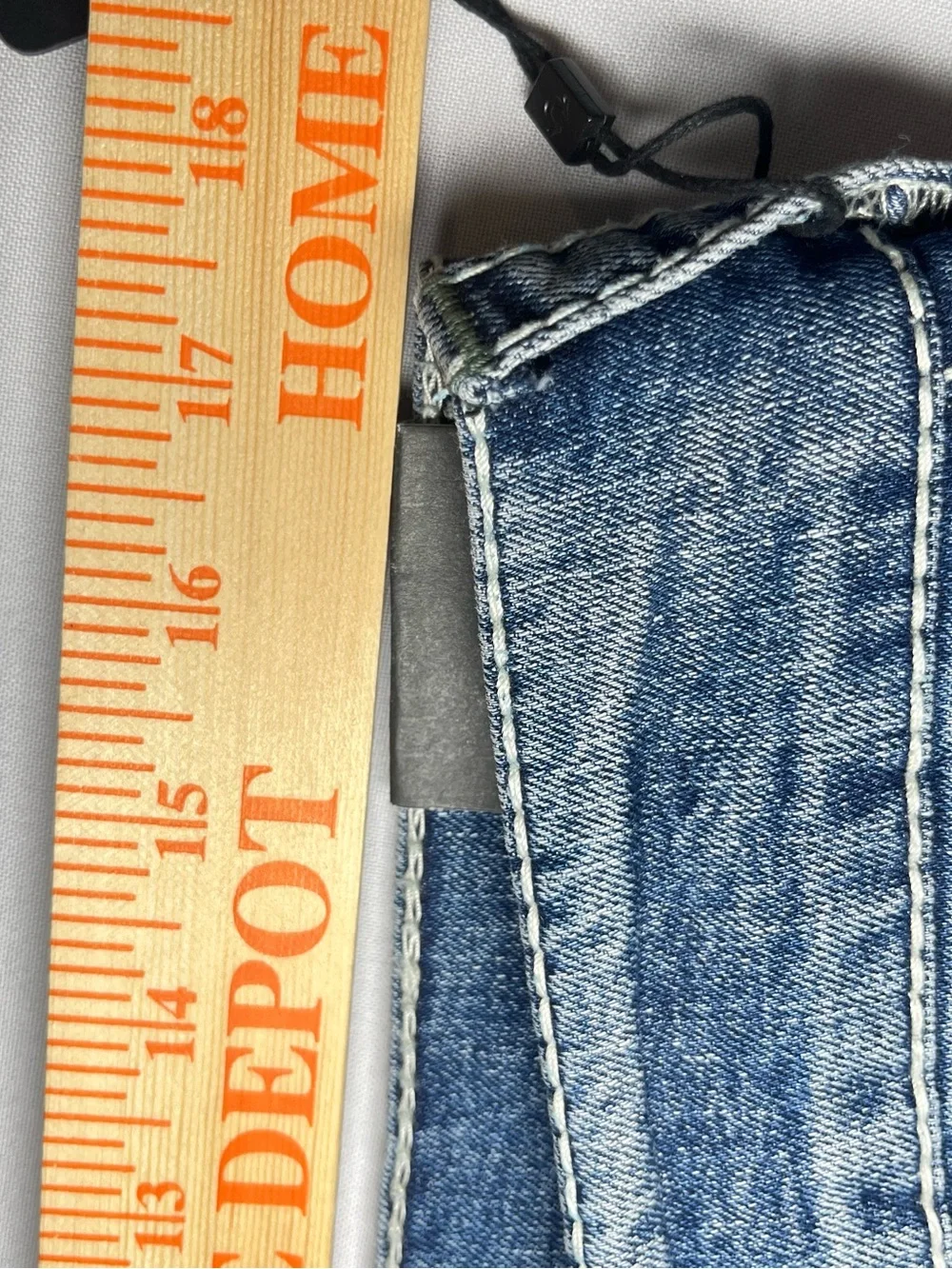 True Religion Geno Big T Flap Slim Jeans Men’s 32x32 Medium Spiced Orchard Wash